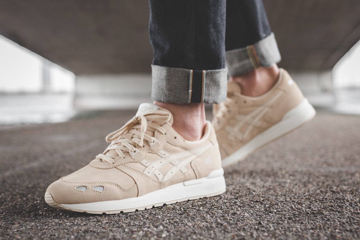 Krossovki-asics-50